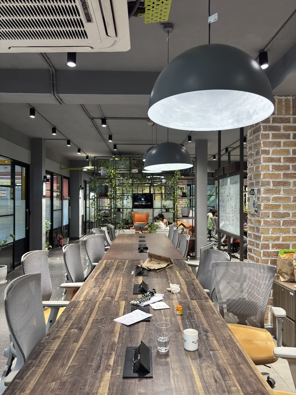 Learner attending an online English session